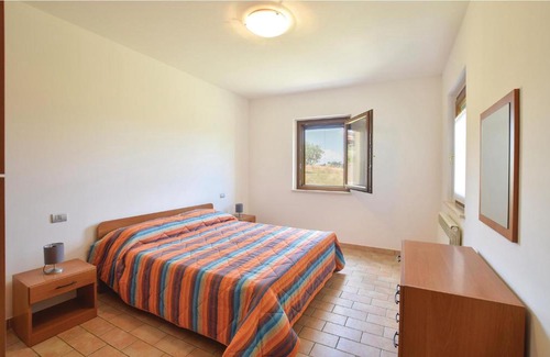 Montefelcino Appartement | Stunning apartment in Montefelcino with 2 Bedrooms