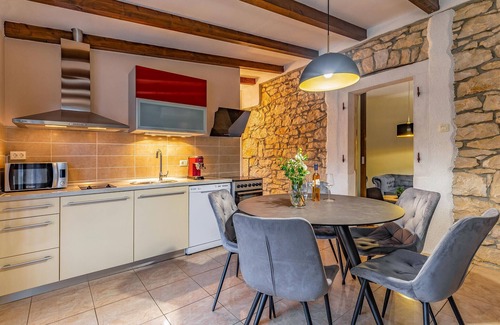 Sveta Nedelja Appartement | Superbe appartement à Labin avec WiFi