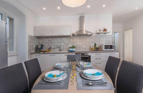 Sveta Nedelja Appartement | Superbe appartement à Labin avec sauna