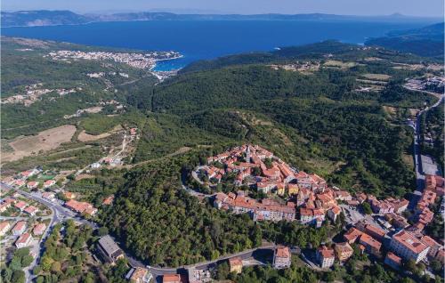 Sveta Nedelja Appartement | Stunning Apartment In Labin With Sauna