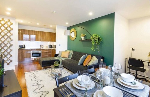Cardiff City Centre Appartement | Stunning apartment right in the centre with a keyless system. Parking available