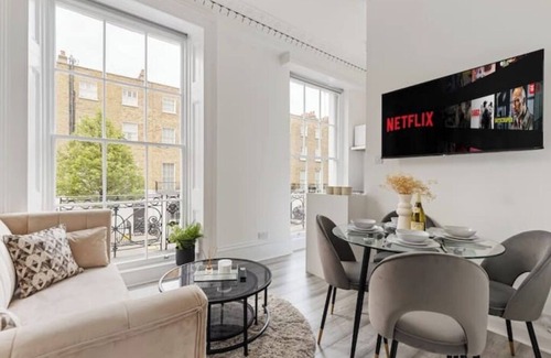 Regent's Park Appartement | Stunning Baker St Flat w/Terrace