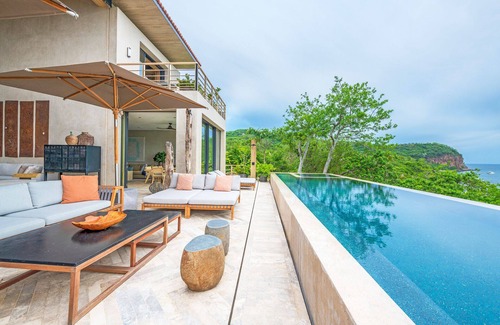 Puerto Vallarta Villa | STUNNING BEACHFRONT VILLA WITH AMAZING VIEWS TO THE SEA!