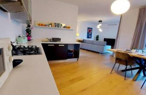 Il-Balluta Appartement | Stunning beachfront apartment in St Julians
