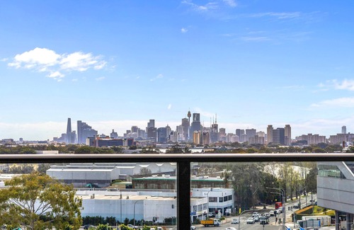 Mascot Appartement | Stunning City Views | Spacious 3BR Apt | Mascot