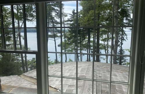 Mid-Coast and Islands Maison | Stunning contemporary Cousins Island Home on Portland Casco Bay w/deepwater dock