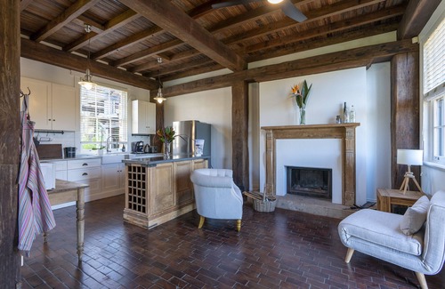 Rose Valley Maison | Stunning cottage on beautiful farm close to beaches and cafes