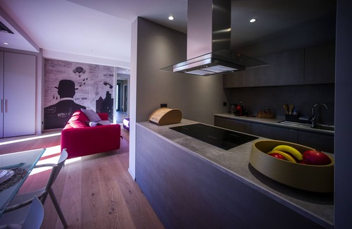 Frosinone Appartement | Stunning design apartment in villa, with all amenities, close to hundred.