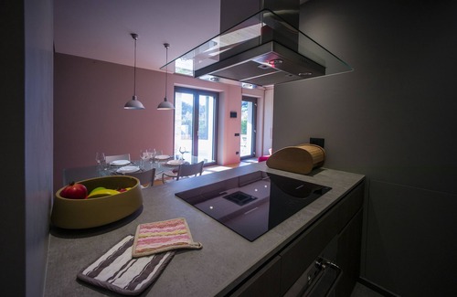 Frosinone Appartement | Stunning design apartment in villa, with all amenities, close to hundred.