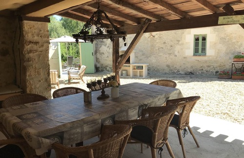 Saint-Martin-de-Gurson Maison | Superbe gîte 4 * avec piscine privée et lac, Dordogne.