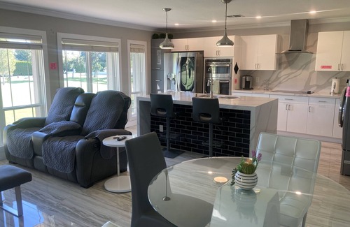 Cloisters Copropriété | STUNNING GOLF-MOUNTING VIEWS! PREMIUM LOCATION! VERY PRIVATE ON BILTMORE AREA!