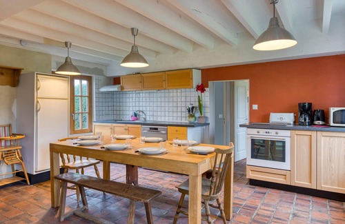 Les Baux-de-Breteuil Maison | Stunning home in Les Baux de Breteuil