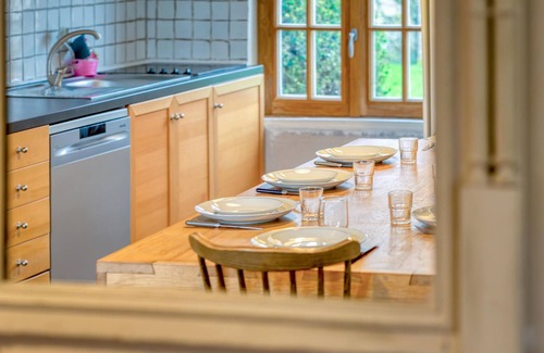 Les Baux-de-Breteuil Maison | Stunning home in Les Baux de Breteuil