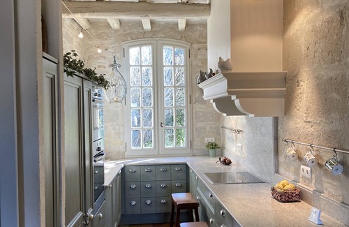 Barbentane Maison | Stunning historical home with breathtaking views!