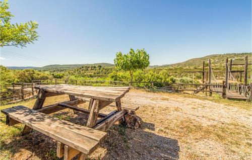 Les Coves de Vinroma Maison | Stunning Home In Les Coves De Vinromá