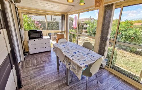 L'Aiguillon-sur-Vie Maison | Stunning Home In L'aiguillon-Sur-Vie