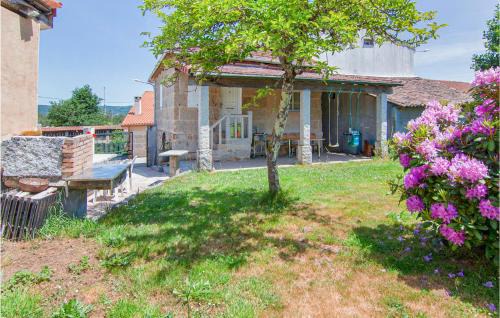 A Peroxa Maison | Stunning Home In A Peroxa With Wifi