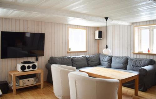 Aseda Maison | Stunning Home In Åseda With Kitchen