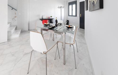 Aznalcazar Maison | Stunning Home In Aznalcazar With Wifi