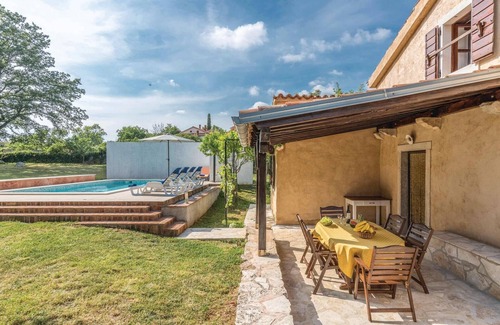 Sajini Maison | Superbe maison de 3 chambres à Barban