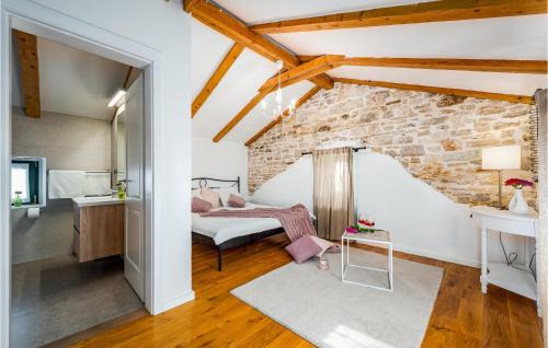 Bicici Maison | Stunning Home In Bicici With Sauna