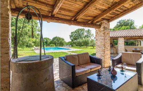 Bicici Maison | Stunning Home In Bicici With Sauna