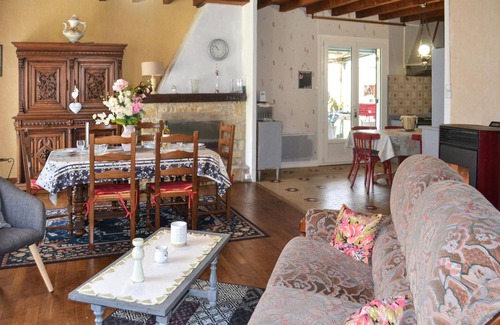 Biras Maison | Superbe maison à Biras avec WiFi