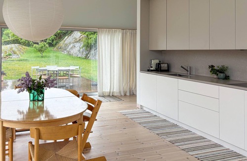 Branno Maison | Stunning home in Brännö