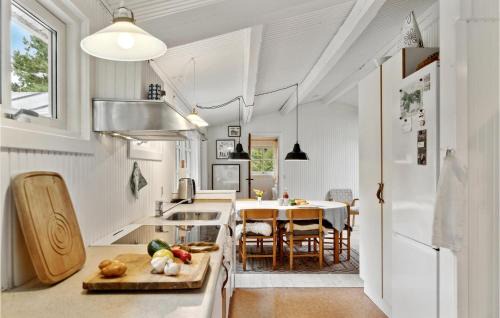 Ordrup Maison | Stunning Home In Fårevejle With Wifi