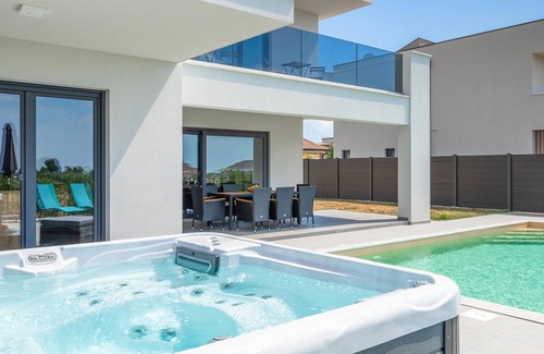 Galizana Maison | Superbe maison à Galizana avec jacuzzi