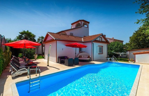 Cancini Maison | Superbe maison à Kukci - Nova Vas