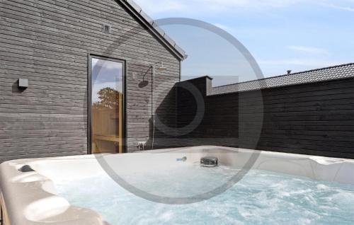 Jesendorf Maison | Stunning Home In Jesendorf With Sauna