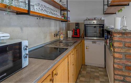 Kalnik Maison | Stunning Home In Kamesnica With Sauna