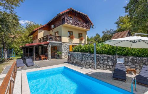 Presika Maison | Stunning Home In Lukovdol With Sauna