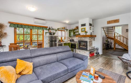 Presika Maison | Stunning Home In Lukovdol With Sauna