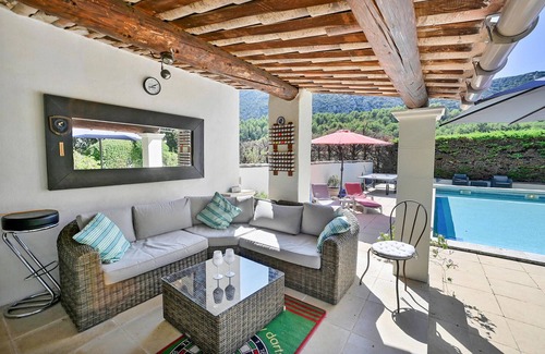Maubec Maison | Superbe maison à Maubec avec WiFi