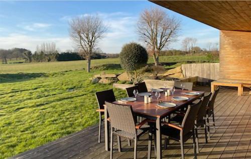 Plelan-le-Petit Maison | Stunning Home In Plélan-Le-Petit