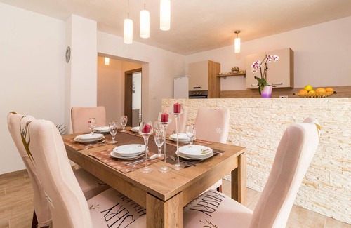 Skatari Maison | Superbe maison à Pula