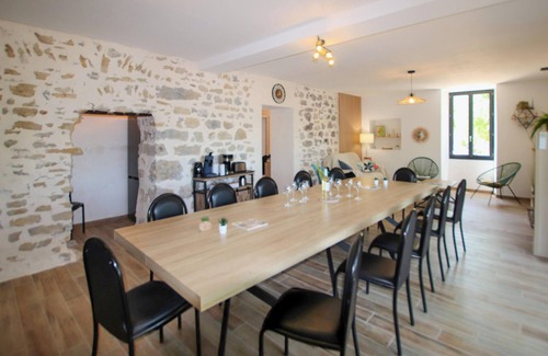 Ruoms Maison | Stunning home in Ruoms