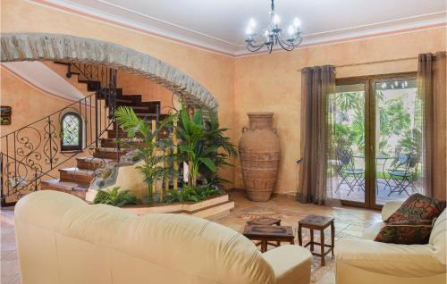 Saline Joniche Maison | Stunning Home In Saline Ioniche