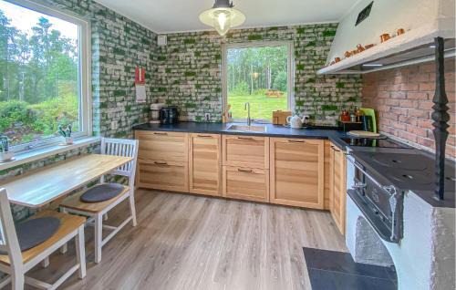 Sjotofta Maison | Stunning Home In Sjötofta With Sauna