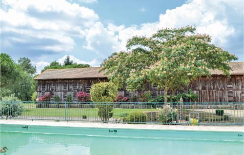 Saint-Pierre-d'Eyraud Maison | Stunning Home In St Pierre D'eyraud
