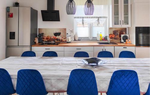 Przywidz Maison | Stunning Home In Sucha Huta With Wifi