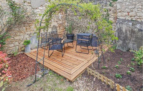 Thenay Maison | Stunning Home In Thenay With Wifi