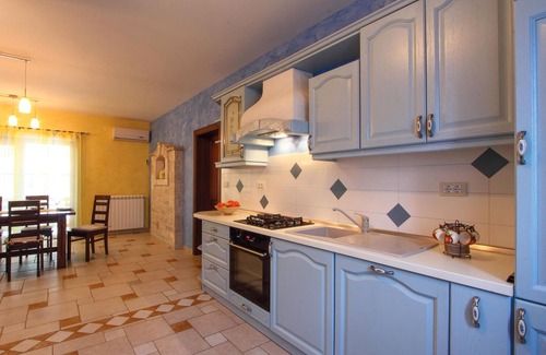 Gajana Maison | Belle maison à Vodnjan avec jacuzzi