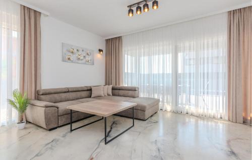 Vrsi Maison | Stunning Home In Vrsi With Wifi