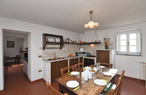 Coreglia Antelminelli Maison | Magnifique maison de vacances privée avec WIFI, piscine privée, TV, animaux admis et parking