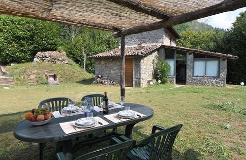 Coreglia Antelminelli Maison | Belle maison de vacances privée avec WIFI, piscine privée, TV, animaux admis et parking