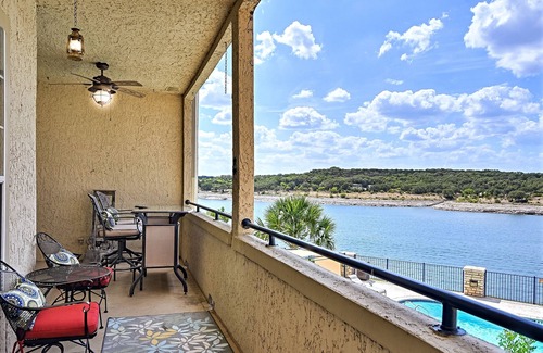 Highland Lake Estates Copropriété | Vue imprenable sur le lac - Condo en peluche sur l'île du lac Travis Villa !!
