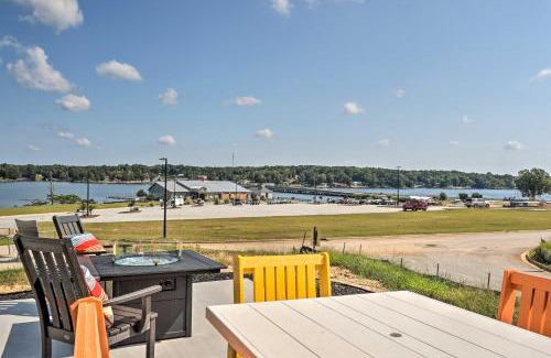 Greenwood Maison | Stunning Lakefront Retreat with Dock Access!